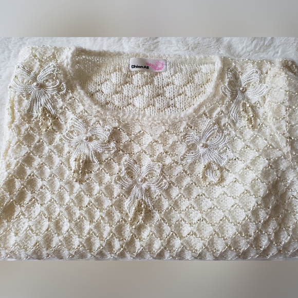 Sweaters - Sweater handknited Ivory Color with beads pearl Sz XS